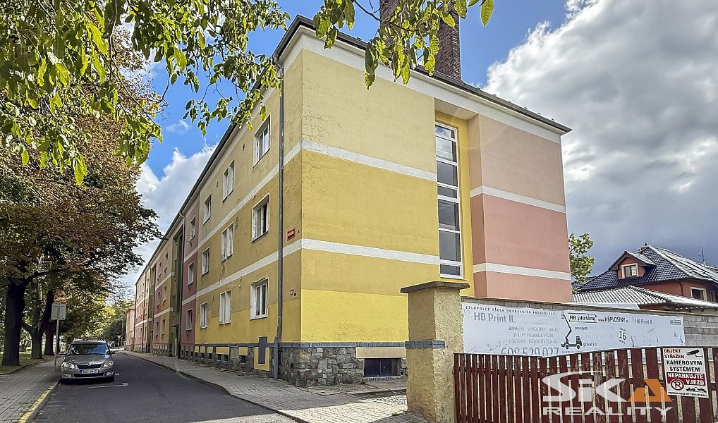 Prodej bytu 1+kk 34 m², Louny – náhled fotky 2