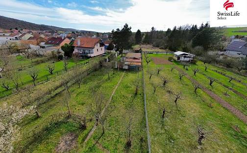 Prodej stavebního pozemku 930 m², Tetčice, okres Brno-venkov