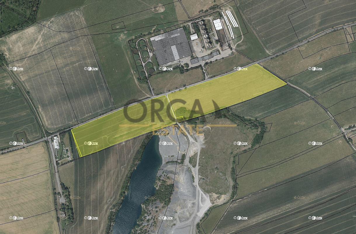 Prodej pole 10 372 m²
