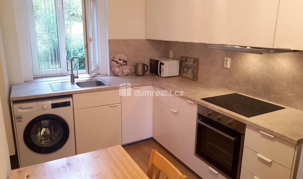 Pronájem bytu 1+1 39 m², Karlovy Vary – náhled fotky 3