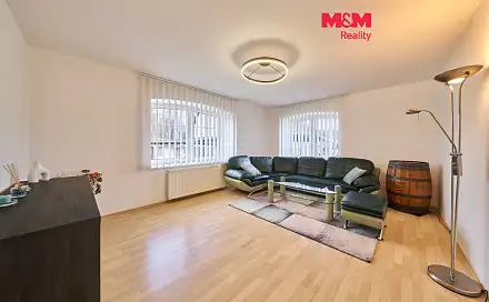 Pronájem domu 63 m² s pozemkem 1 755 m², Mentzlova, Trutnov - Voletiny
