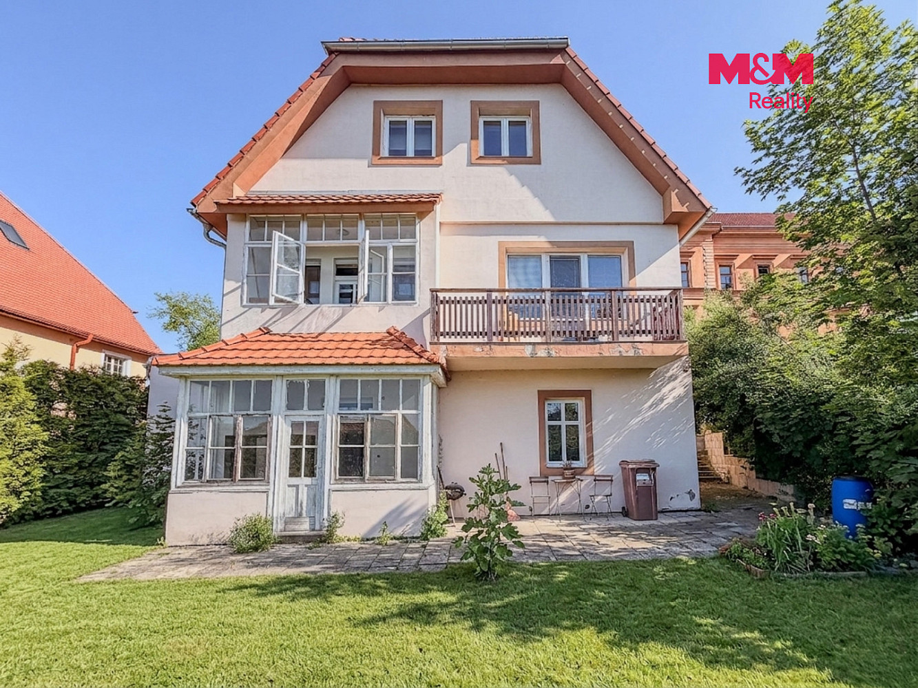 Prodej domu 200 m² s pozemkem 607 m² – fotografie 2