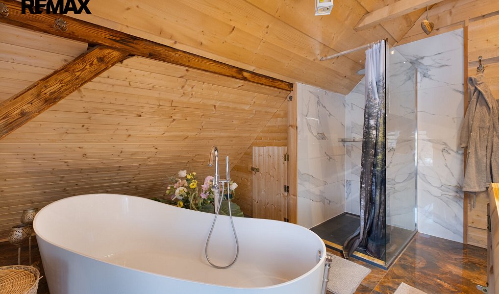 Prodej domu 450 m² s pozemkem 3 070 m², Prostřední Bečva – náhled fotky 21
