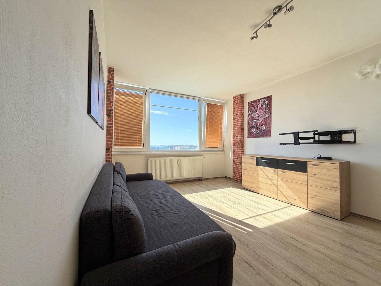 Pronájem bytu 2+kk 40 m² — photo 3