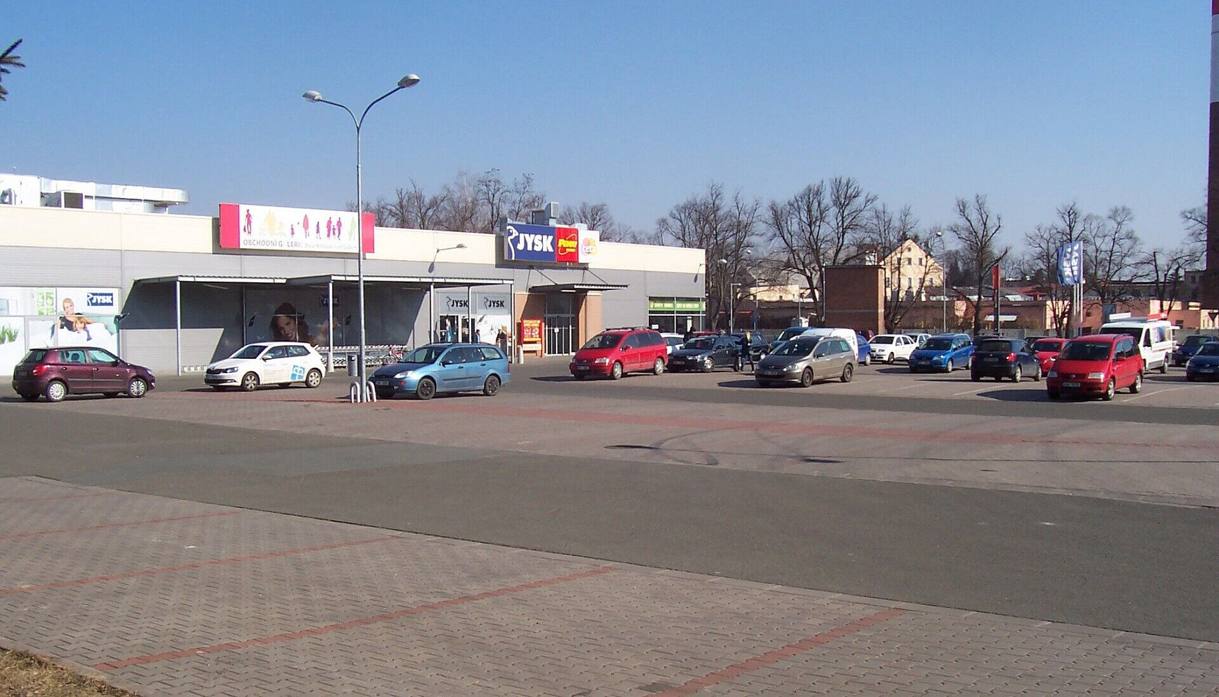 Pronájem obchodních prostor 220 m² – fotografie 3
