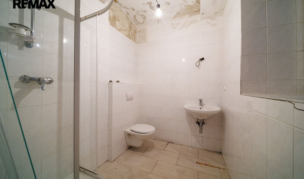 Prodej obchodních prostor 160 m², Karlovy Vary – náhled fotky 12