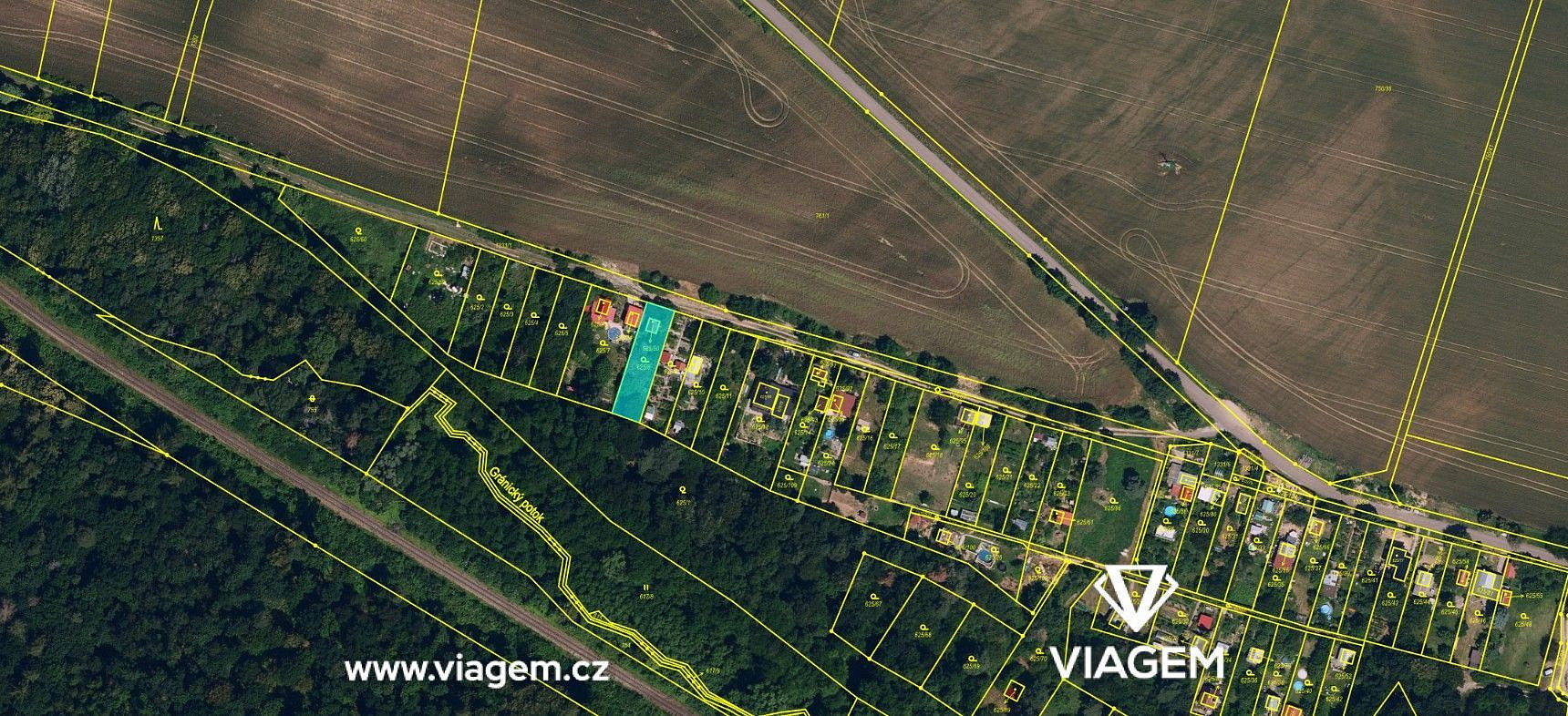 Prodej chaty/chalupy 16 m² s pozemkem 400 m²