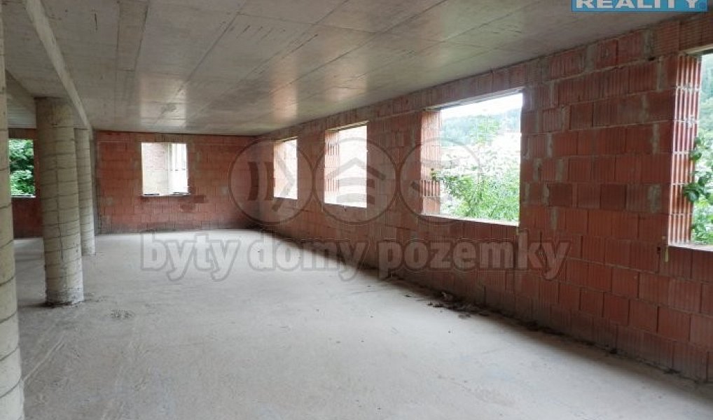 Prodej domu 654 m² s pozemkem 635 m², Kraslice – náhled fotky 9