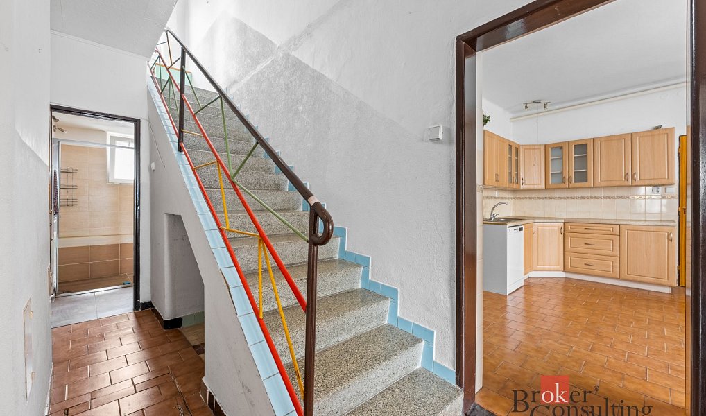 Prodej domu 195 m² s pozemkem 1 560 m², Pardubice – náhled fotky 8