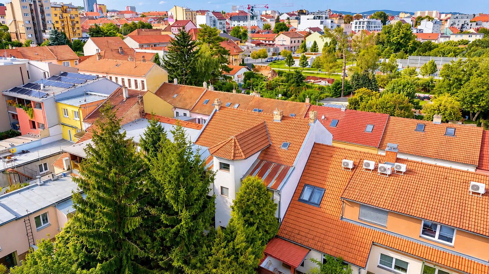 Prodej RD se 2 byty, developerským potenciálem a zahradou 503 m² Brno, Královo Pole, ul. Floriánov