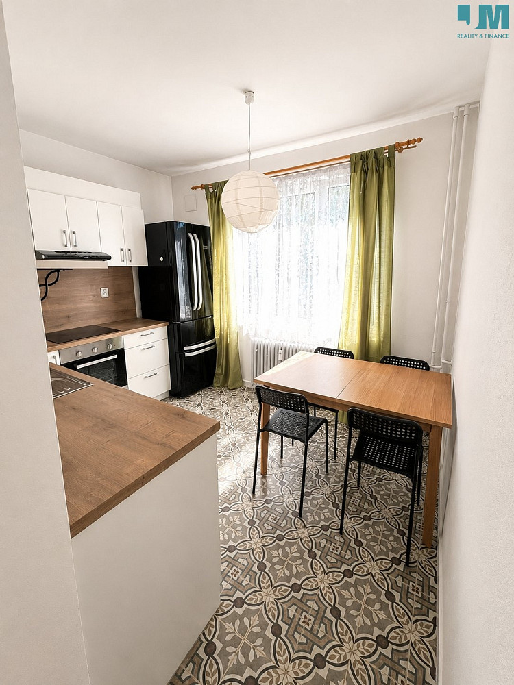 Pronájem bytu 2+1 48 m² – fotografie 2