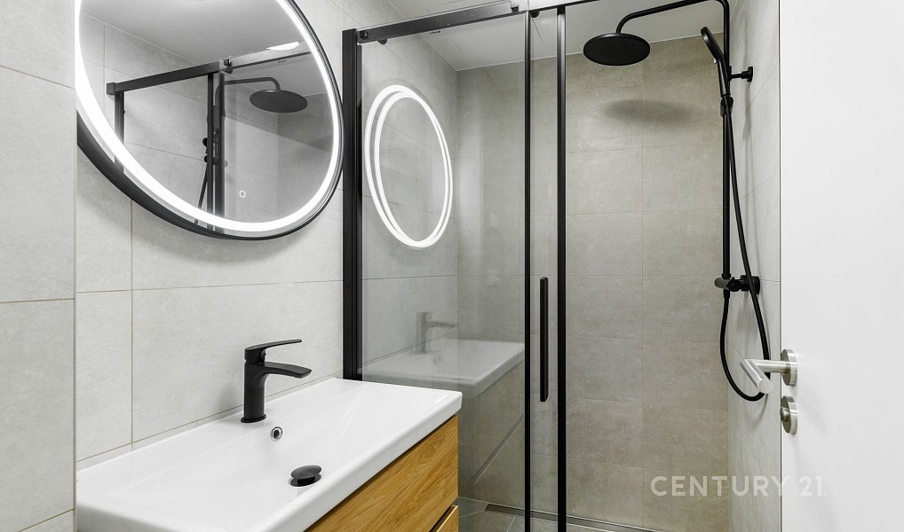 Prodej bytu 2+kk 47 m², Praha – náhled fotky 2