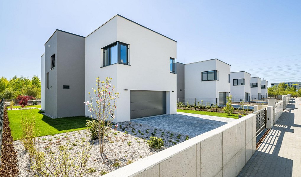 Prodej domu 295 m² s pozemkem 587 m², Praha – náhled fotky 3