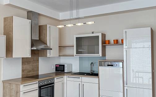 Prodej bytu 2+kk 57 m², Dvořákova, Mariánské Lázně, okres Cheb