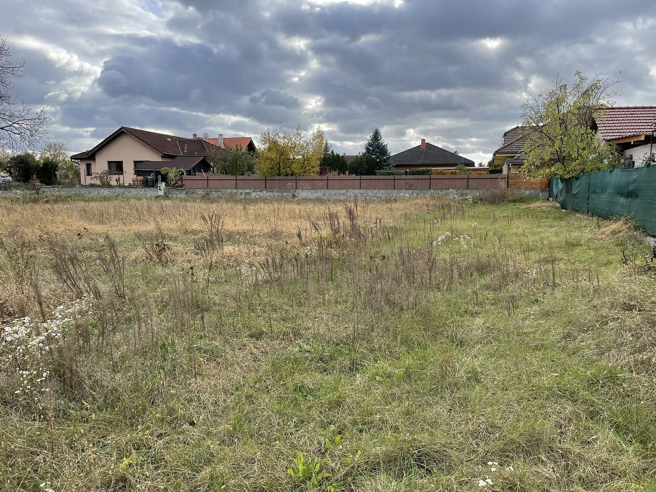Prodej stavebního pozemku 940 m² — photo 3