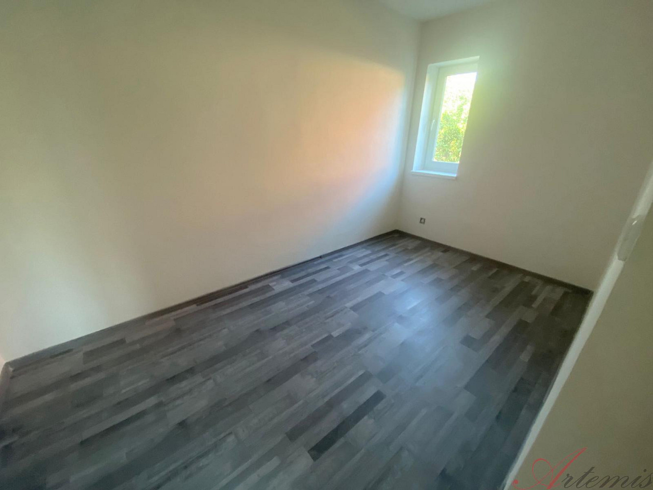 Pronájem bytu 2+1 50 m² – fotografie 3