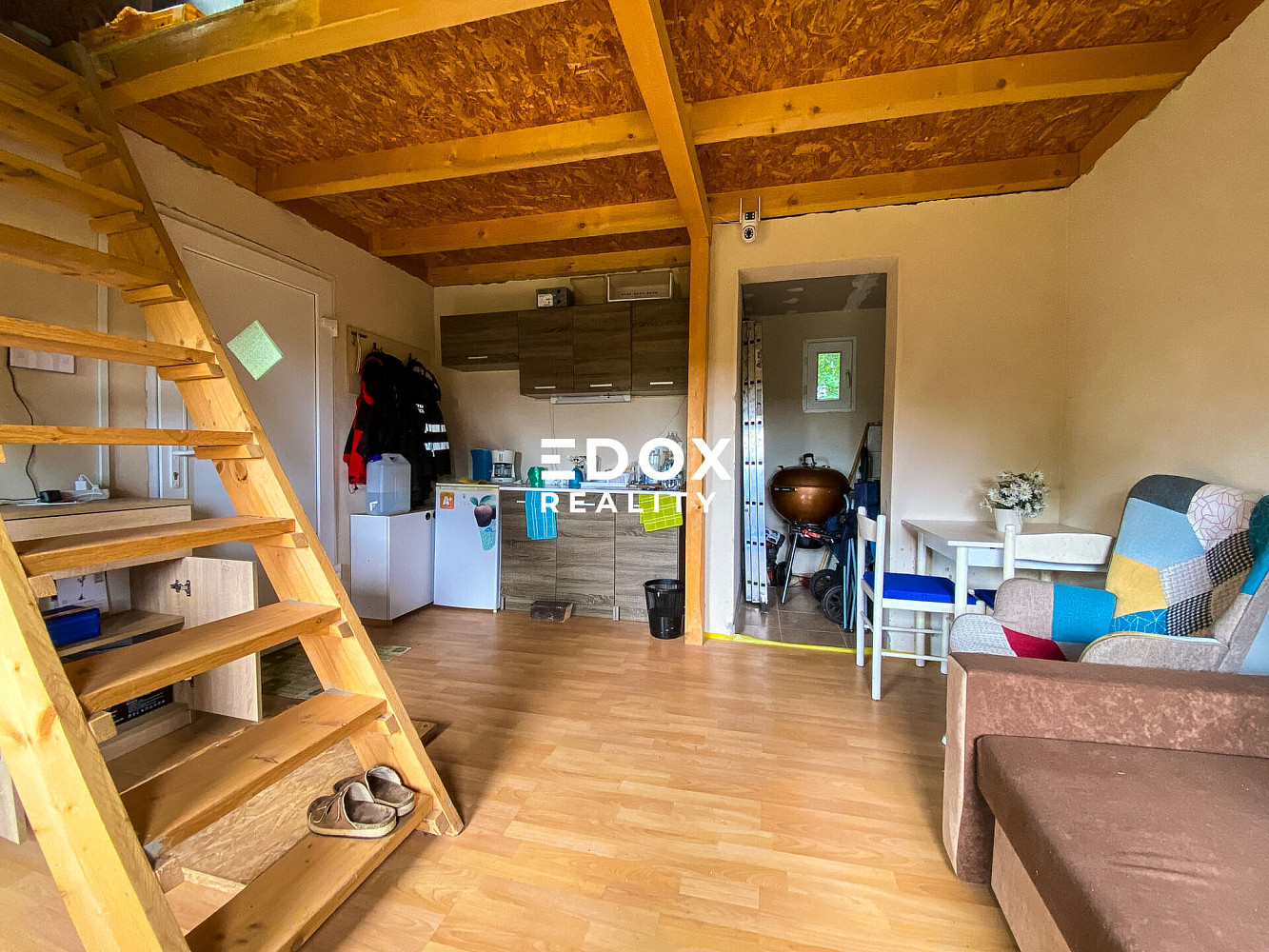 Prodej chaty/chalupy 25 m² s pozemkem 400 m² – fotografie 2