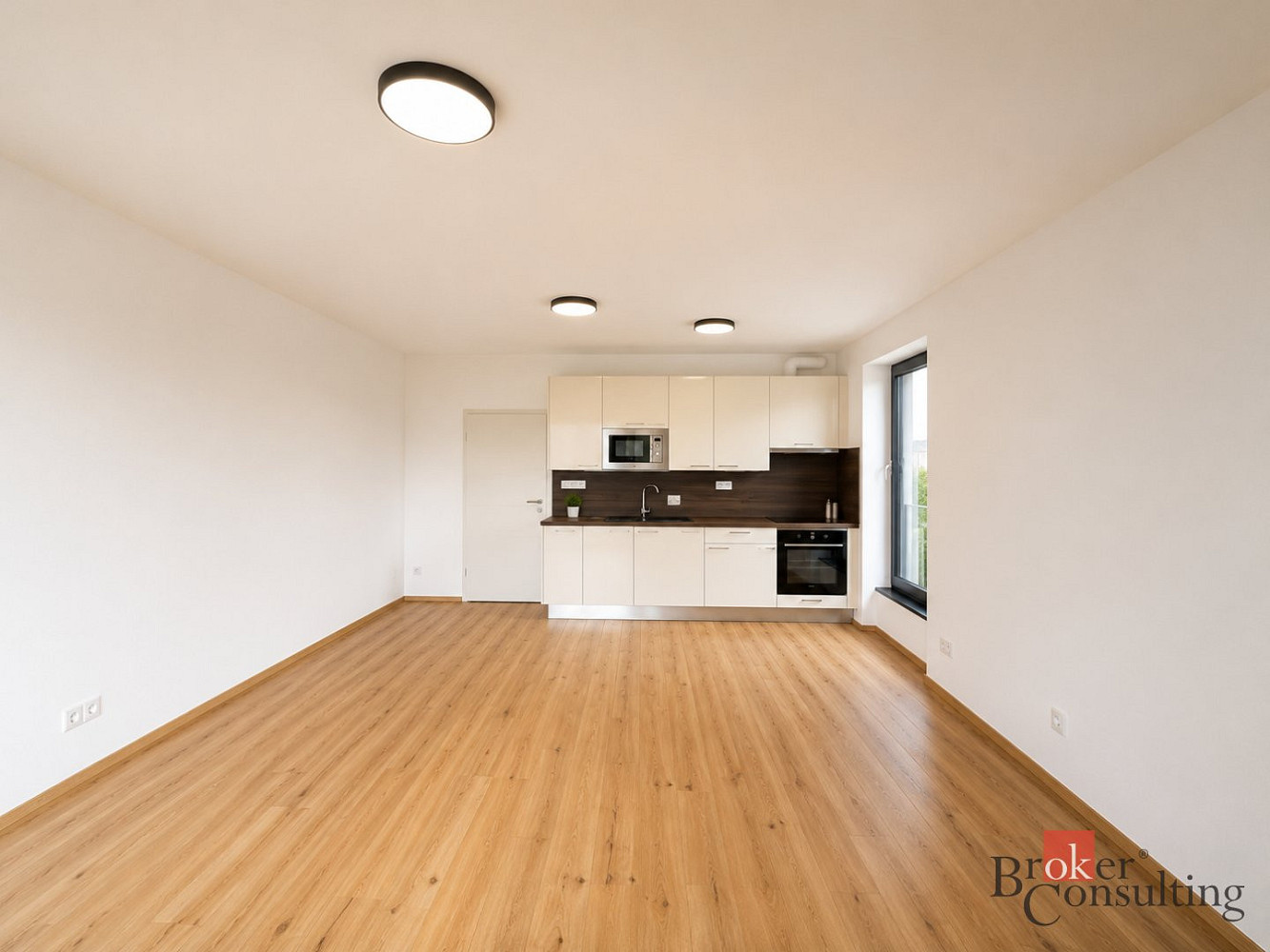 Pronájem bytu 1+kk 37 m² — photo 5
