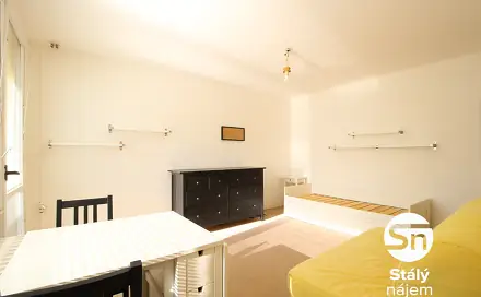 Pronájem bytu 1+1 33 m², Českolipská, Praha 9 - Střížkov