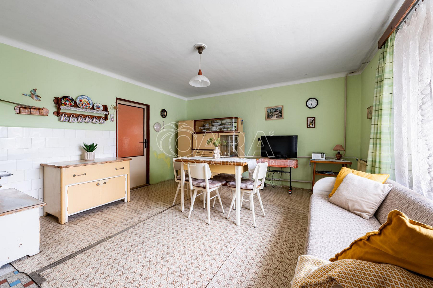 Prodej domu 120 m² s pozemkem 483 m² - View 6