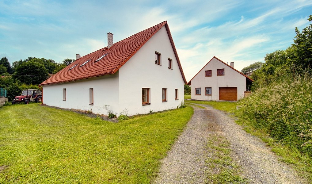 Prodej domu 450 m² s pozemkem 2 500 m², Čmelíny – náhled fotky 4