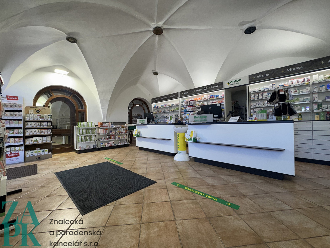 Pronájem obchodních prostor 226 m² — photo 4