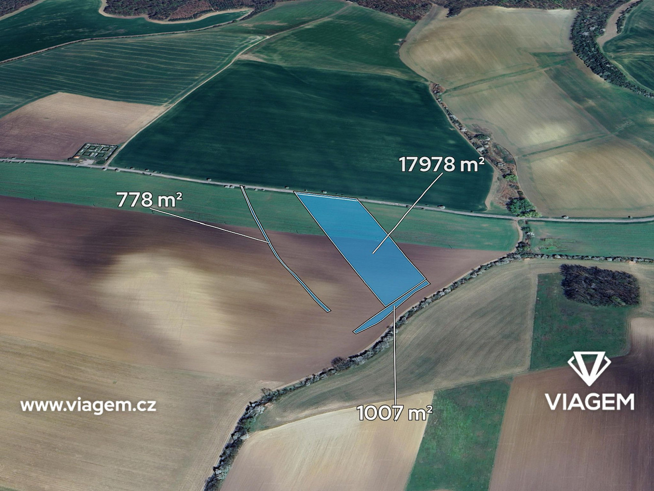 Prodej pole 3 952 m²