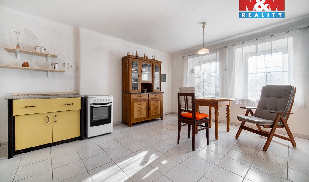Prodej domu 125 m² s pozemkem 1 402 m², Makov – náhled fotky 8