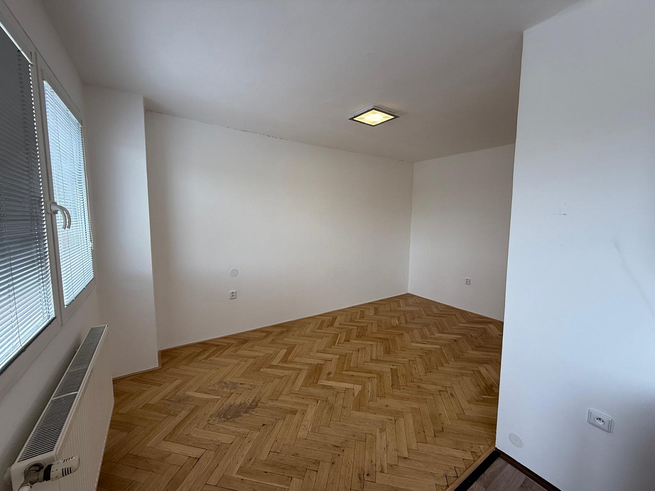 Pronájem bytu 3+kk 83 m² – fotografie 4