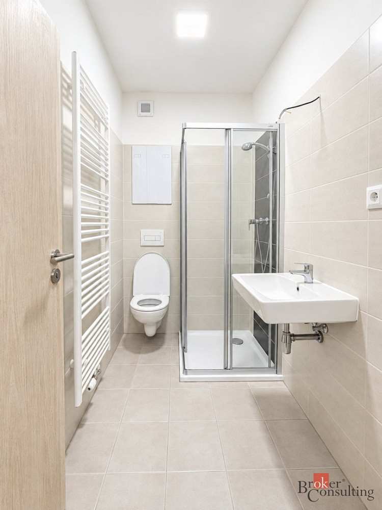 Pronájem bytu 2+kk 31 m² – fotografie 4