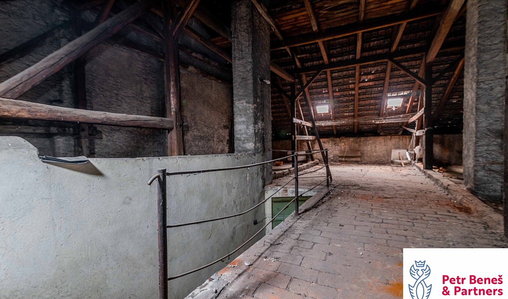 Prodej obchodních prostor 622 m², Rakovník – náhled fotky 30