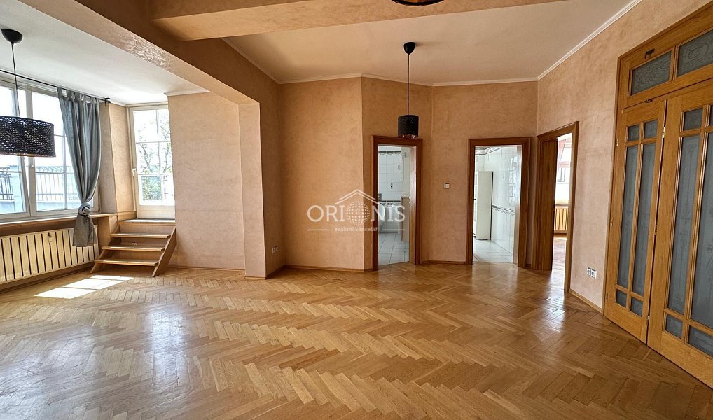 Prodej domu 626 m² s pozemkem 618 m², Chomutov – náhled fotky 3