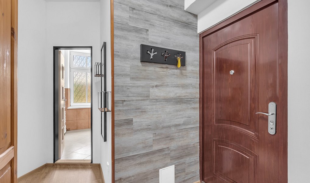 Pronájem bytu 1+kk 37 m², Trutnov – náhled fotky 7