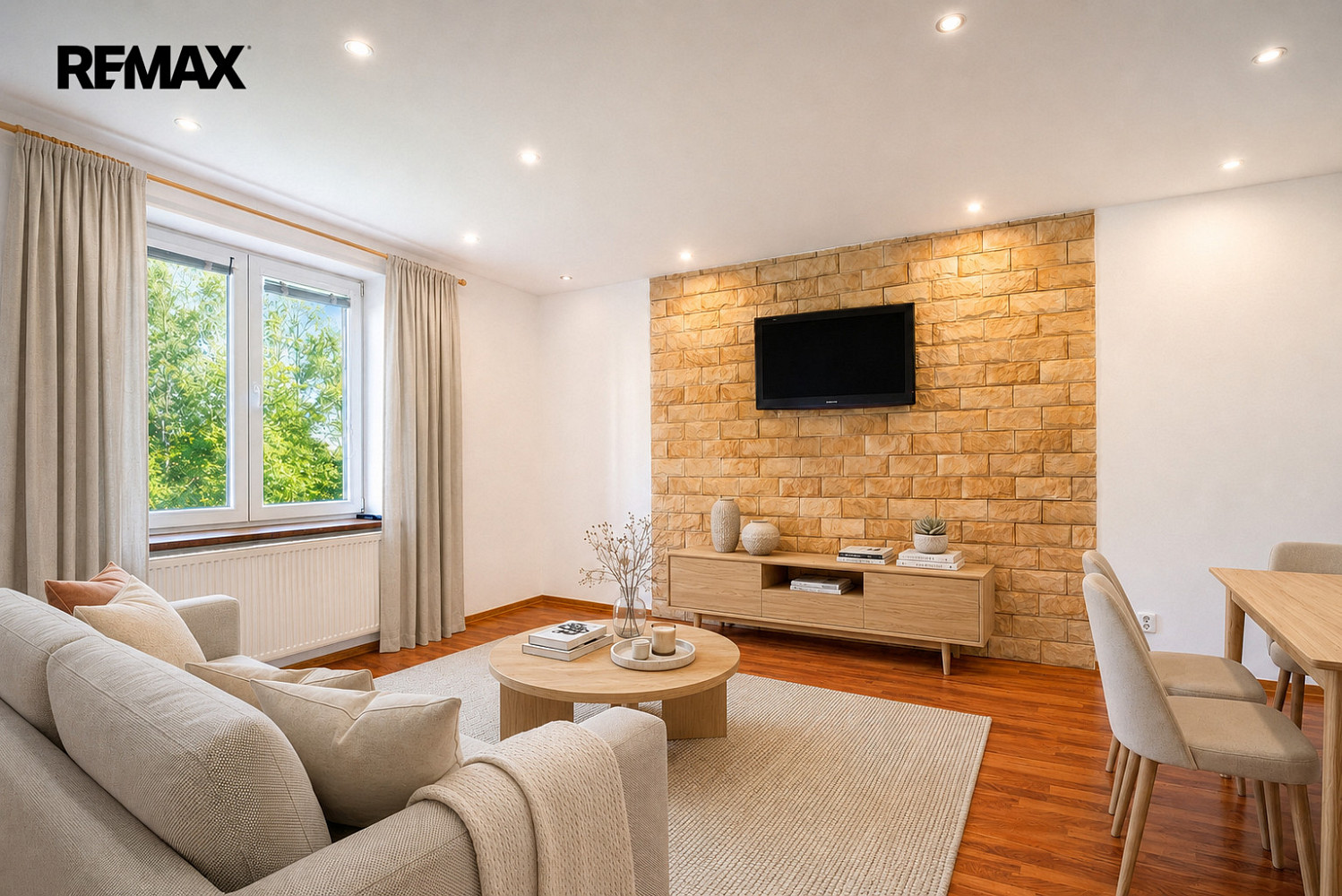 Prodej bytu 2+1 52 m² – fotografie 2
