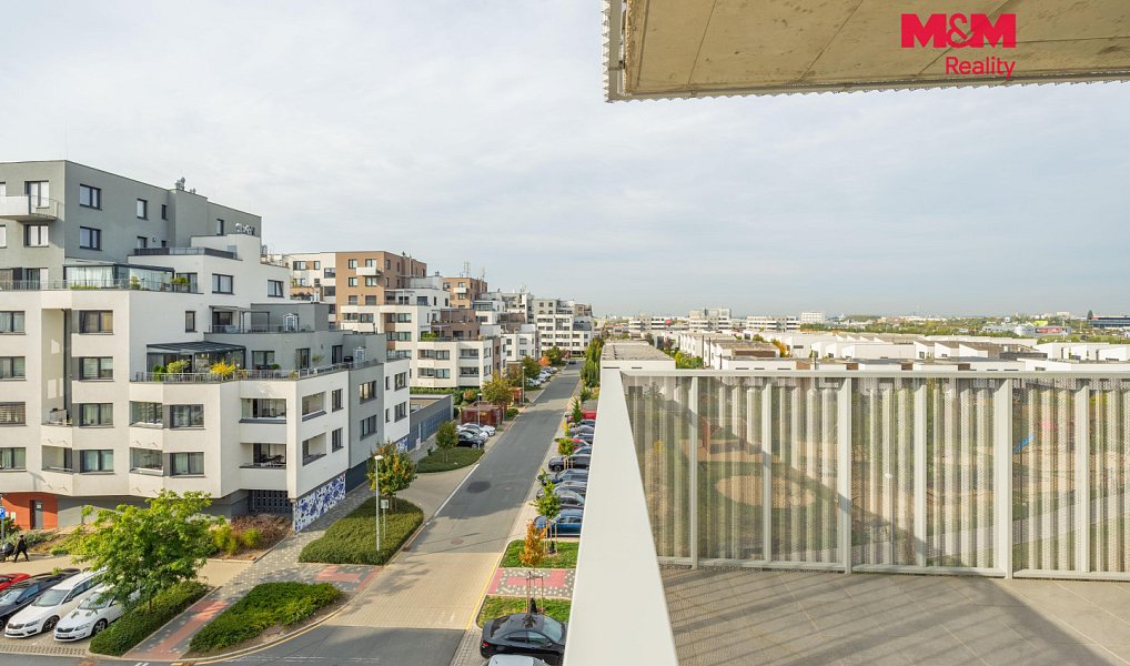 Prodej bytu 1+kk 35 m², Praha – náhled fotky 5