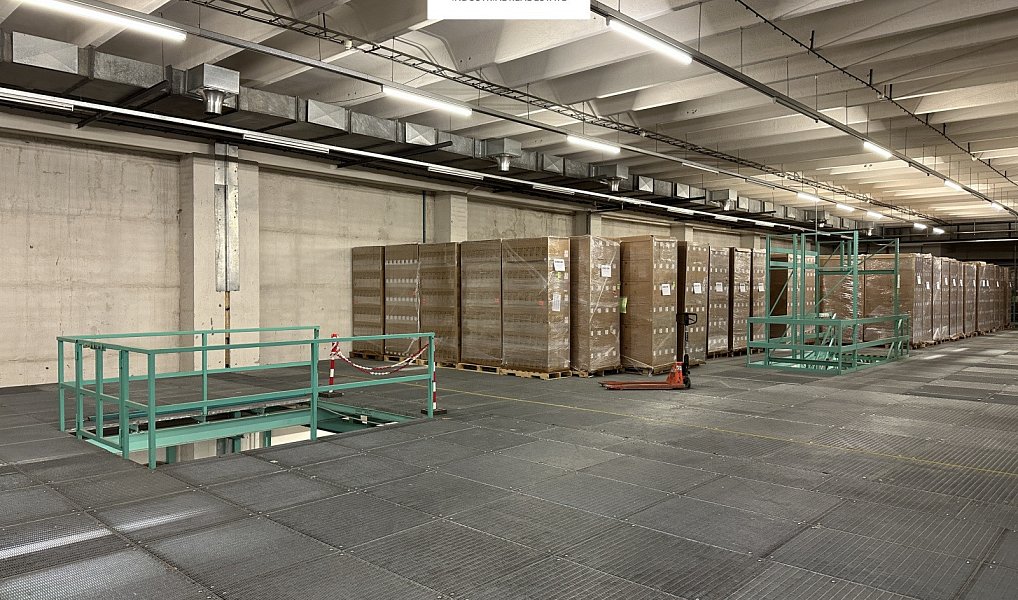 Pronájem skladovacích prostor 5 330 m², Hradec Králové – náhled fotky 8