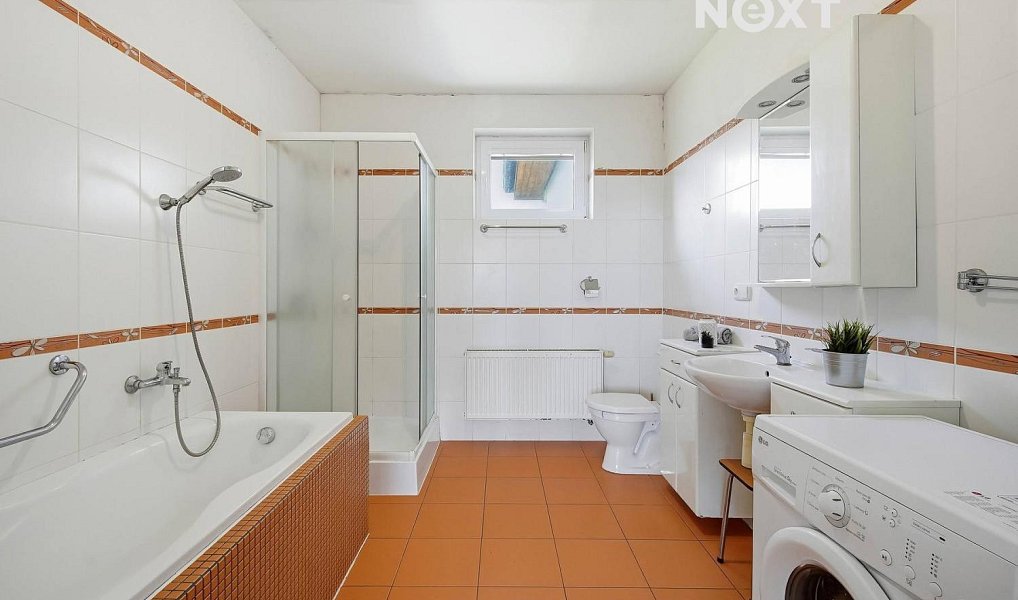 Prodej domu 145 m² s pozemkem 1 215 m², Narysov – náhled fotky 6