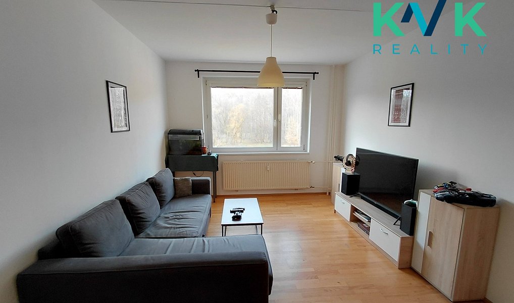 Prodej bytu 3+1 70 m², Loket – náhled fotky 2