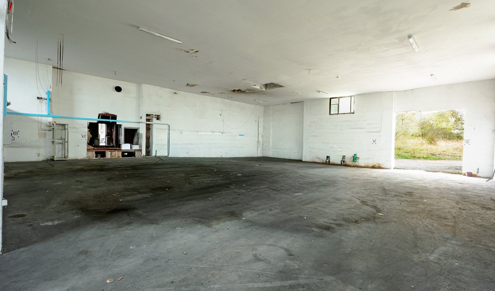 Prodej výrobních prostor 1 081 m², Třemošnice – náhled fotky 35