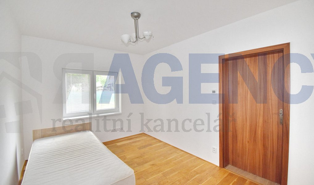 Prodej domu 104 m² s pozemkem 230 m², Hnojice – náhled fotky 10