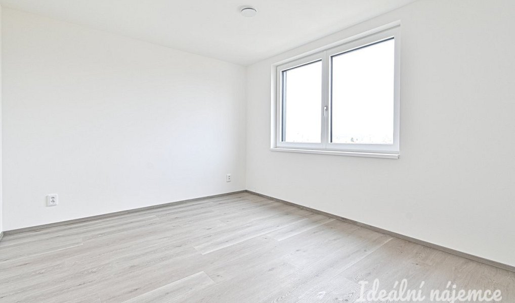 Pronájem bytu 2+kk 39 m², Dobřany – náhled fotky 9
