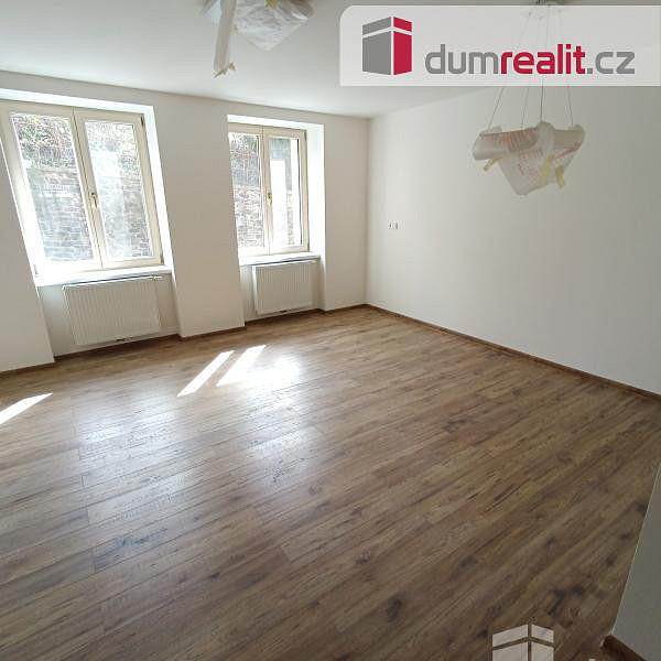Pronájem bytu 2+kk 65 m² – fotografie 2