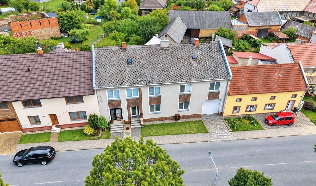 Prodej domu 320 m² s pozemkem 1 266 m², Doloplazy – náhled fotky 2