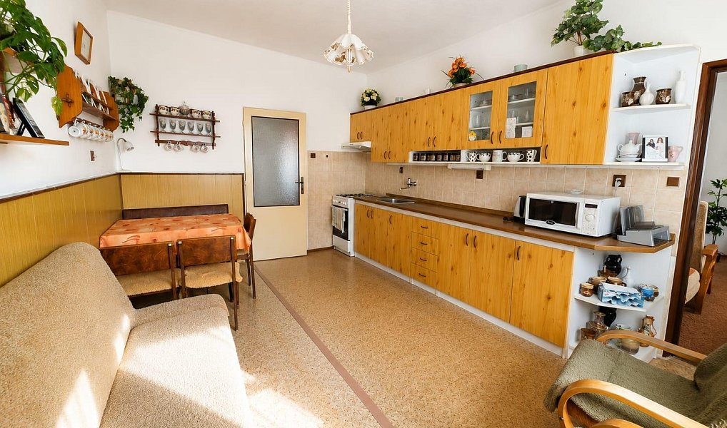 Prodej domu 230 m² s pozemkem 2 295 m², Moravské Budějovice – náhled fotky 6