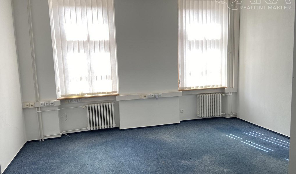 Pronájem kanceláře 33 m², Vyškov – fotka 1 z 4