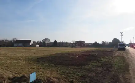 Prodej stavebního pozemku 2 420 m², Dušnická, Obříství, okres Mělník