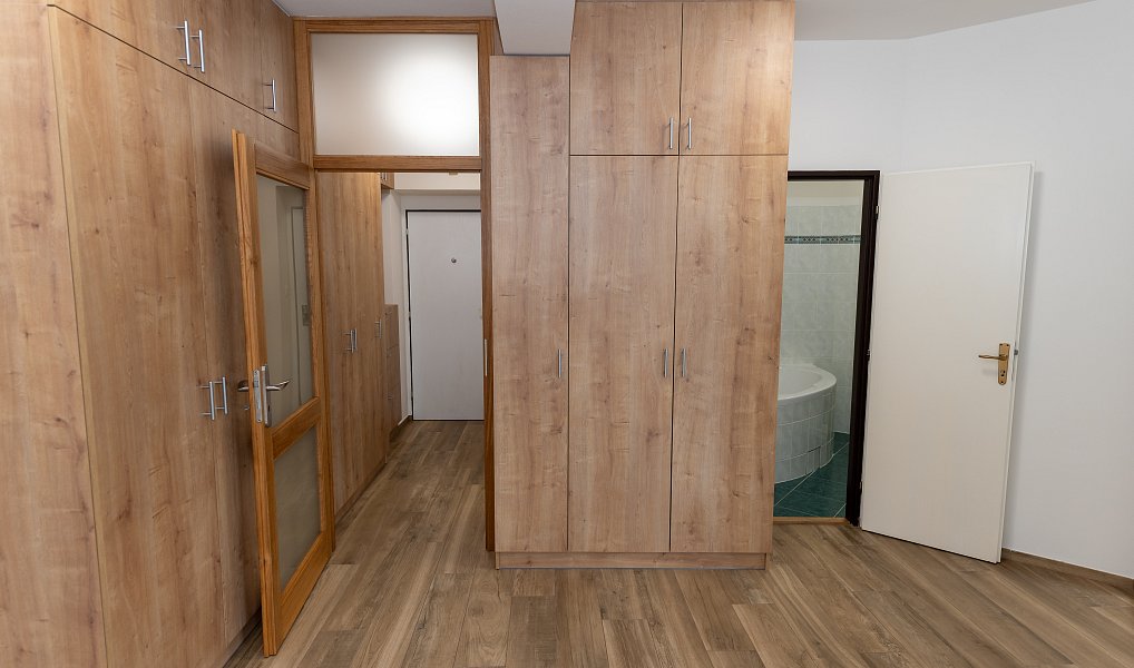 Pronájem bytu 2+kk 60 m², Praha – náhled fotky 6