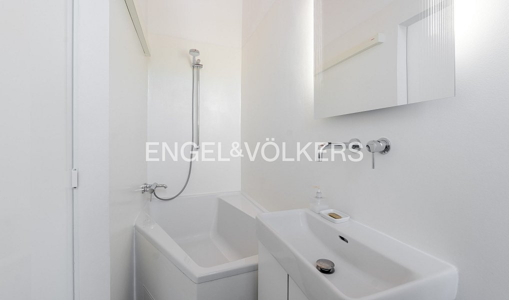 Pronájem bytu 2+1 72 m², Praha – náhled fotky 7
