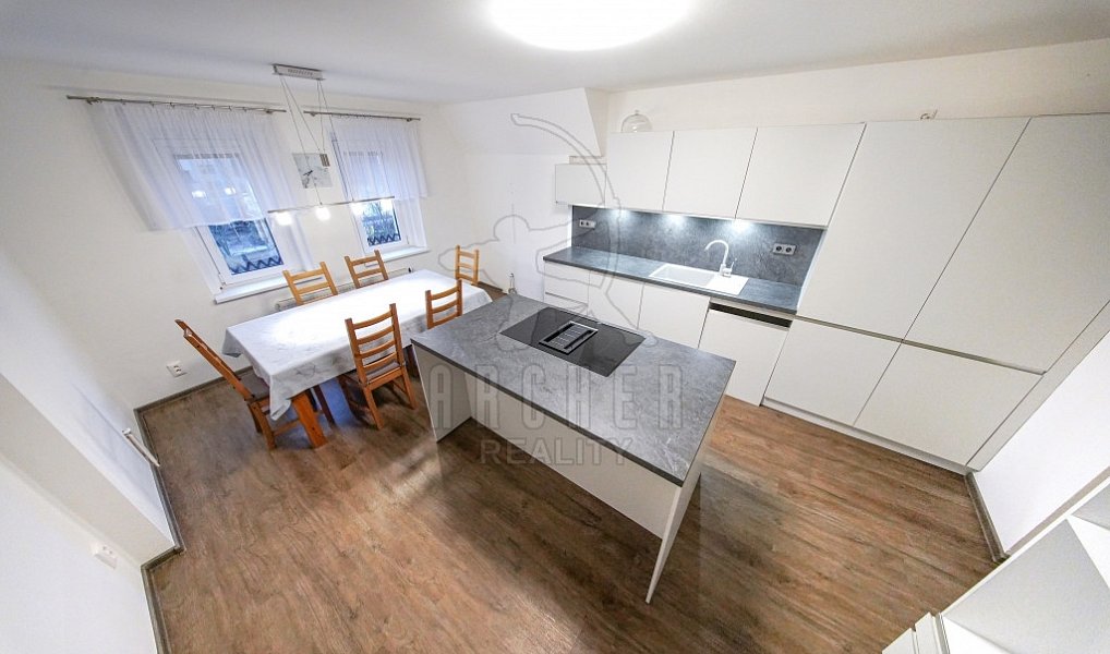 Prodej domu 324 m² s pozemkem 399 m², Praha – náhled fotky 30