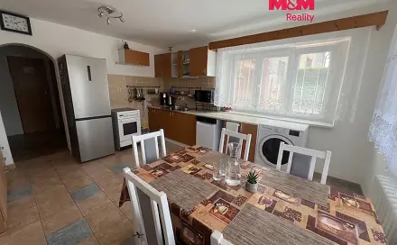 Pronájem bytu 2+1 72 m², Náchod - Pavlišov
